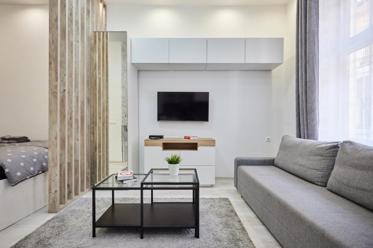 Cozy Little Apartment In Downtown Budapest Bagian luar foto