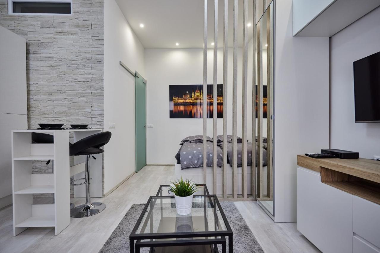 Cozy Little Apartment In Downtown Budapest Bagian luar foto
