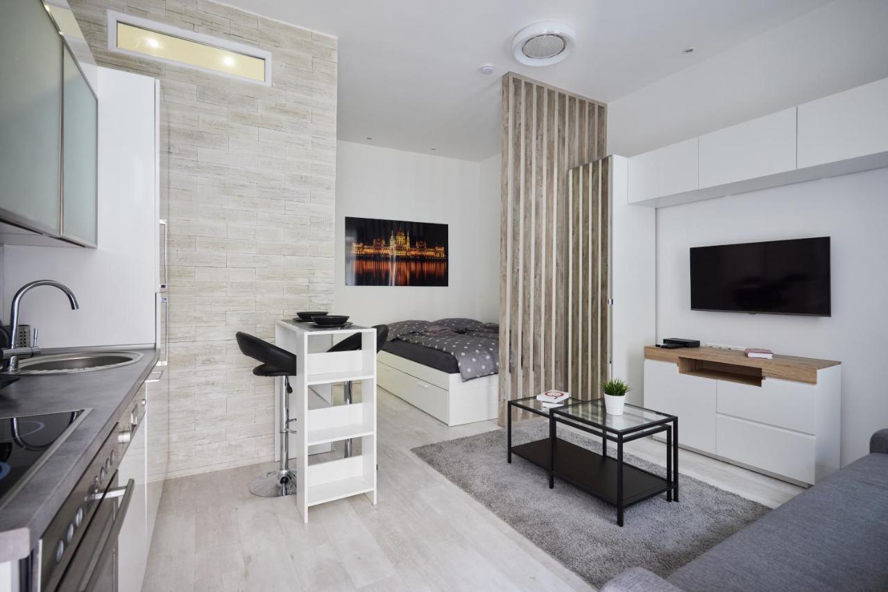 Cozy Little Apartment In Downtown Budapest Bagian luar foto